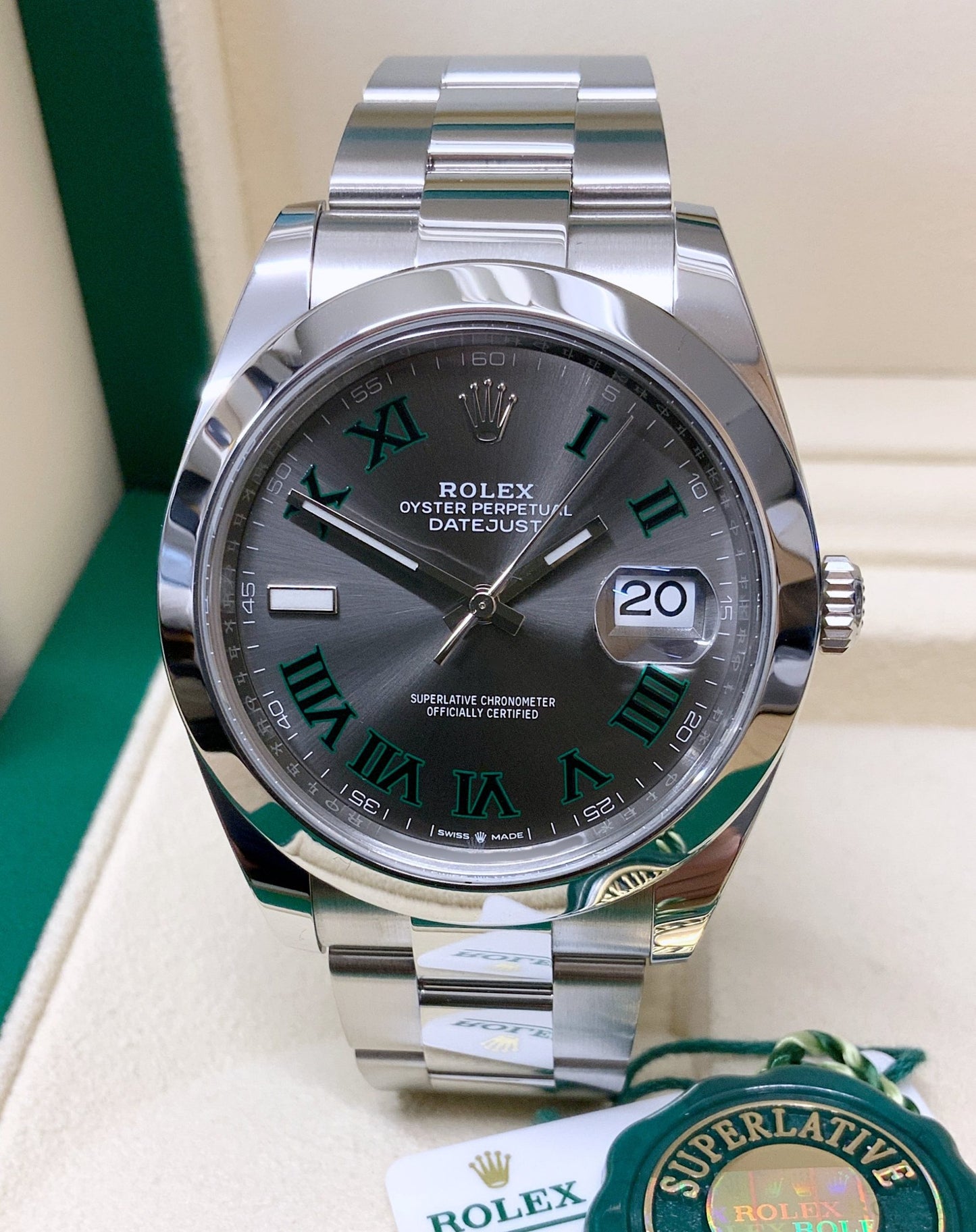 Rolex replica Datejust 41 126300 Wimbledon dial