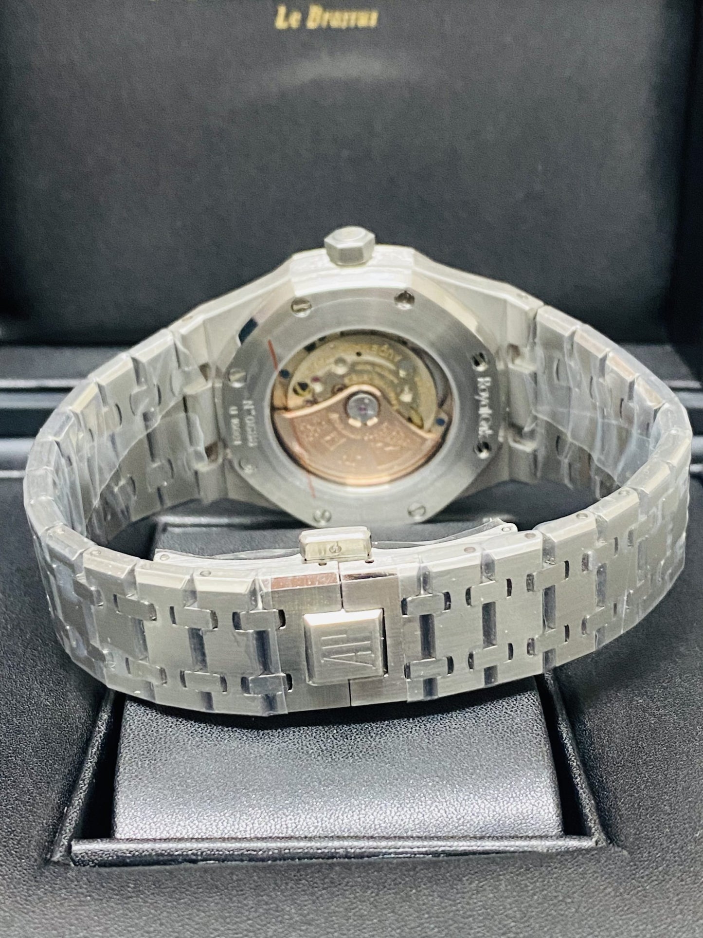 Audemars Piguet replica royal oak jumbo 15202BC salmon dial