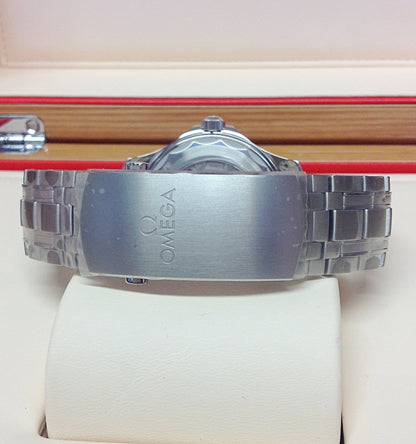 Omega replica Seamaster Diver 300M black