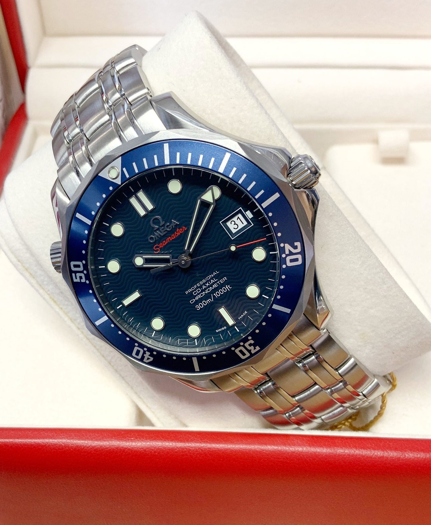 Omega replica Seamaster Diver 300M blue