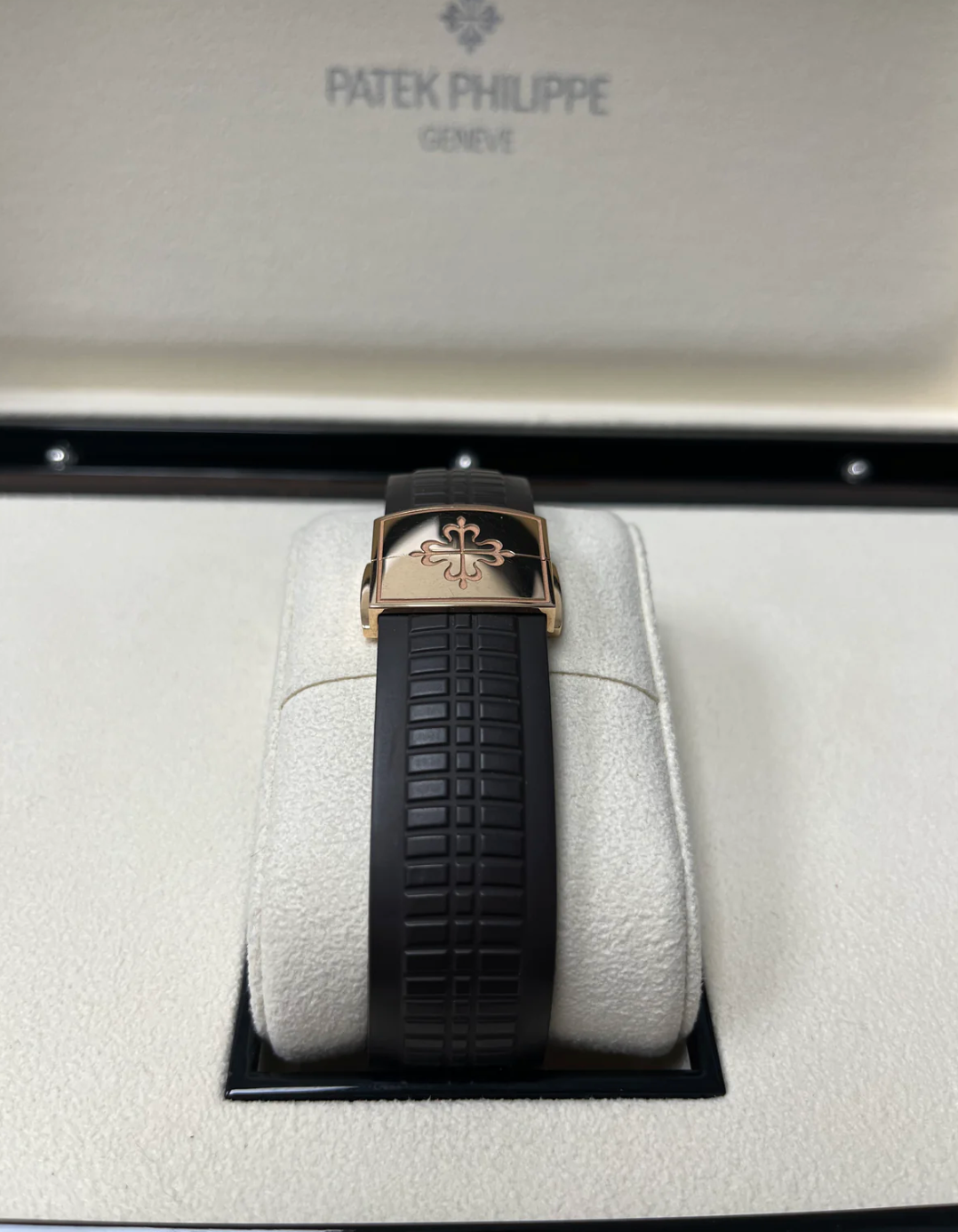 Patek Philippe replica aquanaut 5167r rose gold