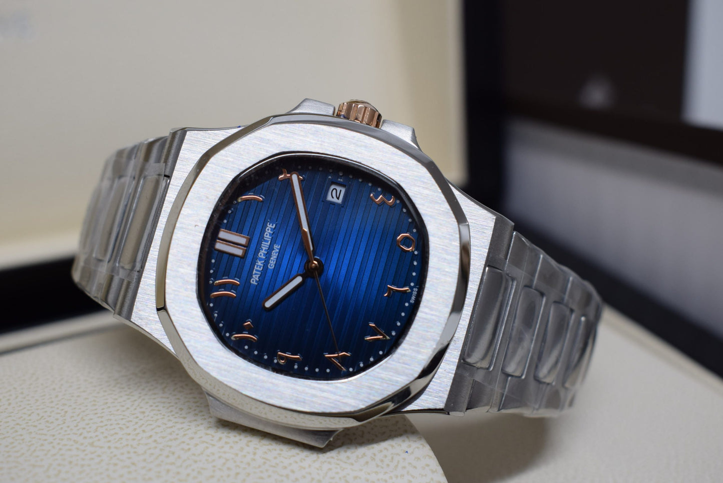 Patek Philippe replica nautilus 5711 blue arabic dial acciaio