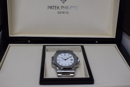 Patek Philippe replica nautilus 5711 white dial acciaio