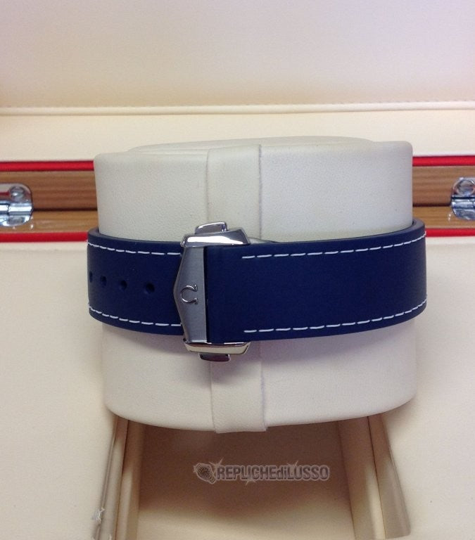 Omega replica Planet Ocean 43.5mm 232.92.44.22.03.001 2016 orologio copia